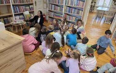 Poznajemy zaw&oacute;d bibliotekarza  9
