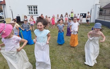 LATO W MIEŚCIE - Zajęcia z animatorem zabaw 13