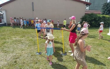 LATO W MIEŚCIE - Zajęcia z animatorem zabaw 37