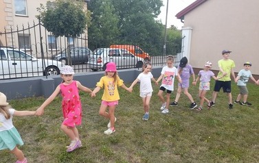 LATO W MIEŚCIE - Zajęcia z animatorem zabaw 54