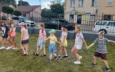 LATO W MIEŚCIE - Zajęcia z animatorem zabaw 56
