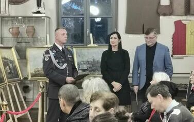 Wernisaż wystawy &bdquo;Malarstwo batalistyczne oczami Grzegorza Jodłowskiego&rdquo; 13