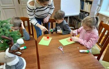 Zimowo-świąteczna lekcja biblioteczna 2  9