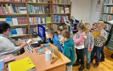 Zimowo-świąteczna lekcja biblioteczna 2  12