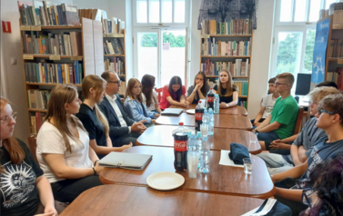 Młoda demokracja, świadoma młodzież - świadomy dorosły 1  4