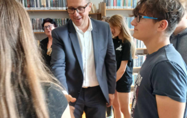 Młoda demokracja, świadoma młodzież - świadomy dorosły 1  8