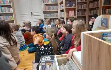 Karnawałowa podr&oacute;ż dookoła świata 1