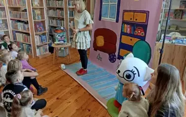 Piąty dzień ferii z biblioteką 23