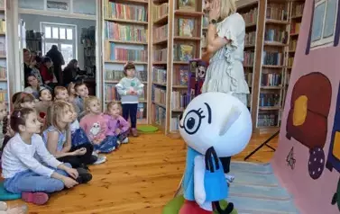 Piąty dzień ferii z biblioteką 51