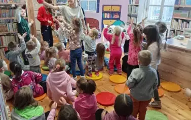 Piąty dzień ferii z biblioteką 60