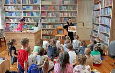 zaw&oacute;d bibliotekarza  5