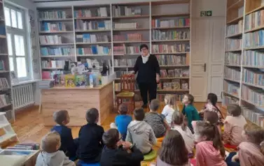 zaw&oacute;d bibliotekarza  21