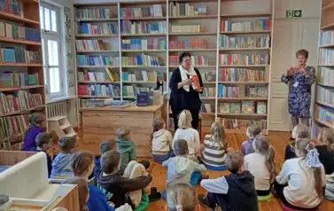 encyklopedie i słowniki  11