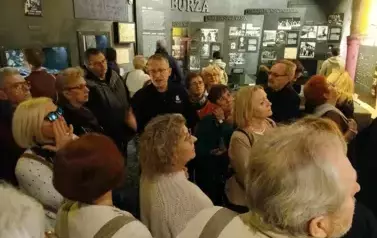   &bdquo;Zwiedzamy z biblioteką&rdquo; Muzeum Powstania Warszawskiego  28