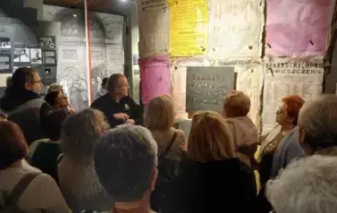   &bdquo;Zwiedzamy z biblioteką&rdquo; Muzeum Powstania Warszawskiego  37