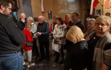   &bdquo;Zwiedzamy z biblioteką&rdquo; Muzeum Powstania Warszawskiego  44