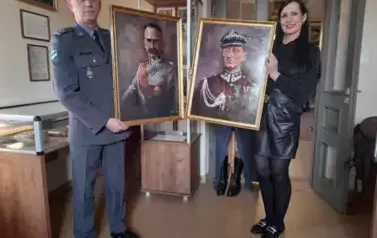 Kolejne cenne dary 15