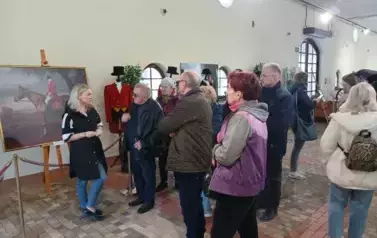 &bdquo;Zwiedzamy z biblioteką&rdquo; Park Nauki Torus w Ciechanowie oraz Muzeum Romantyzmu w Opinog&oacute;rze. 14