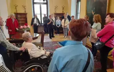&bdquo;Zwiedzamy z biblioteką&rdquo; Park Nauki Torus w Ciechanowie oraz Muzeum Romantyzmu w Opinog&oacute;rze. 32