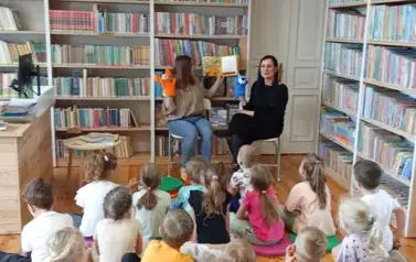 Pszcz&oacute;łki w bibliotece&nbsp; 2