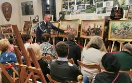 Wernisaż wystawy &bdquo;Malarstwo batalistyczne oczami Grzegorza Jodłowskiego&rdquo; 43