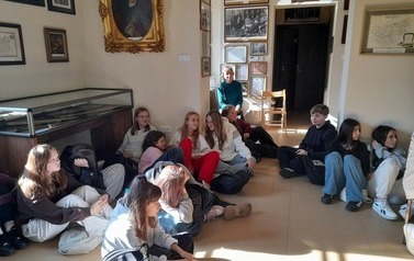 Sąsiedzka wizyta w naszym muzeum 10