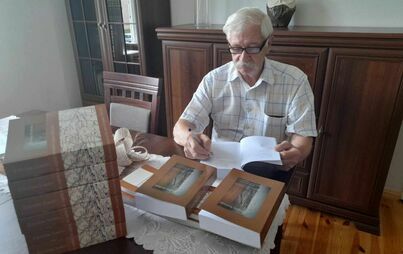 Zdjęcie do Najnowsza książka Pana Zdzisława Suwińskiego już w naszej bibliotece!
