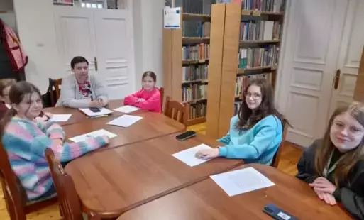 Zdjęcie do &bdquo;Teatr wyobraźni&rdquo; - warsztaty teatralno-artystyczne