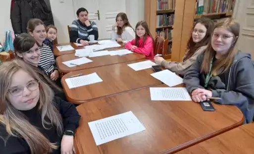Zdjęcie do &bdquo;Teatr wyobraźni&rdquo; - warsztaty teatralno-artystyczne