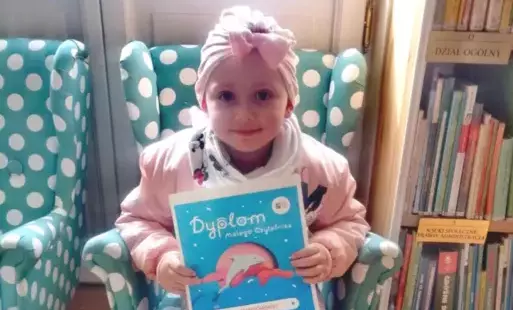 Zdjęcie do Kolejne dyplomy wręczone!