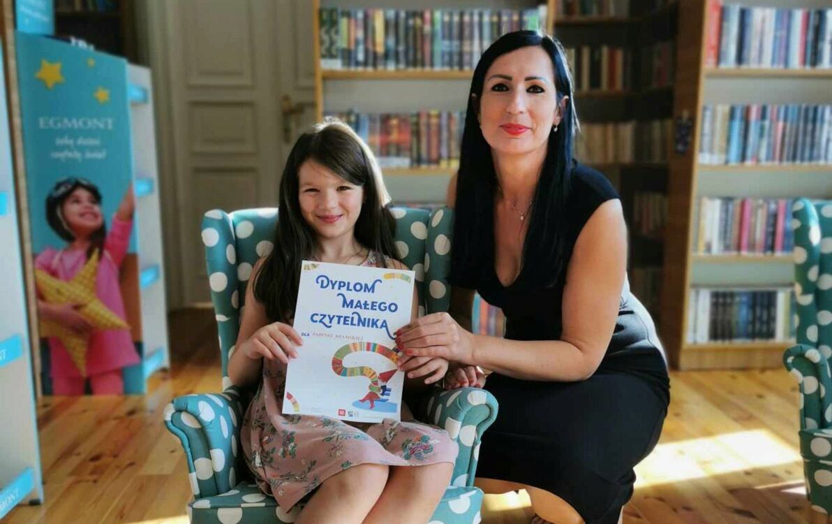 Zdjęcie do Kolejne dyplomy trafiły w ręce przedszkolak&oacute;w.