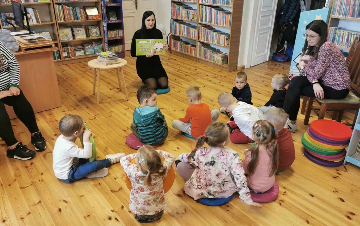 Zdjęcie do Przedszkolaki w bibliotece