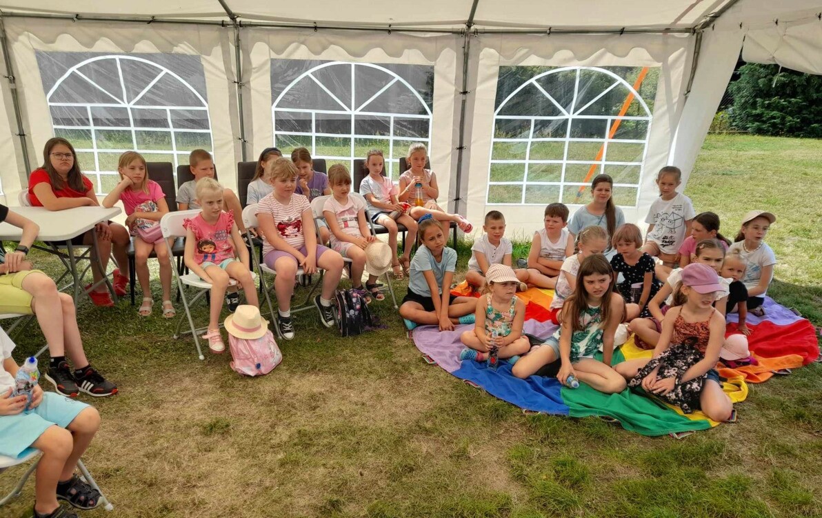 Zdjęcie do Folklor dziecięcy &ndash; zabawy naszych babć i dziadk&oacute;w&nbsp;