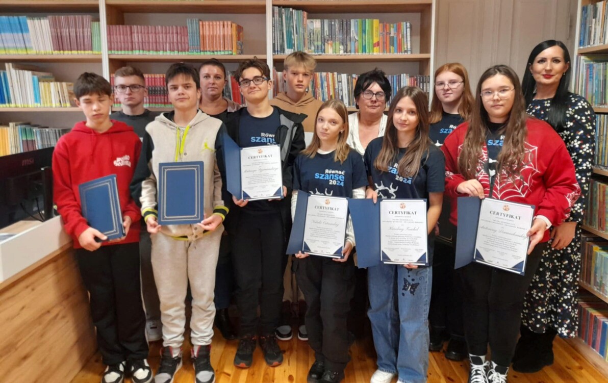Zdjęcie do Spotkanie zwieńczające projekt &bdquo;Młoda demokracja, świadoma młodzież - świadomy dorosły&rdquo;.