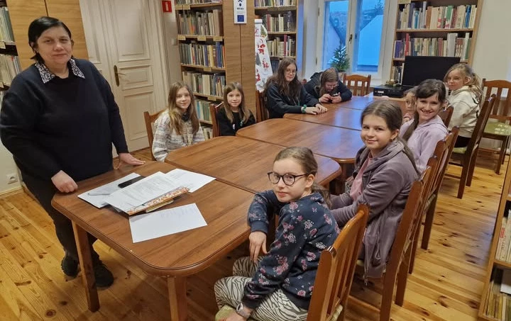 Zdjęcie do &bdquo;Teatr wyobraźni&rdquo; &ndash; warsztaty teatralno-artystyczne 