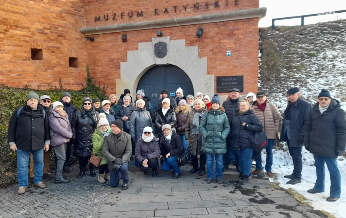 Zdjęcie do &bdquo;Zwiedzamy z biblioteką&rdquo; Muzeum X Pawilonu oraz Muzeum Katyńskie w Warszawie