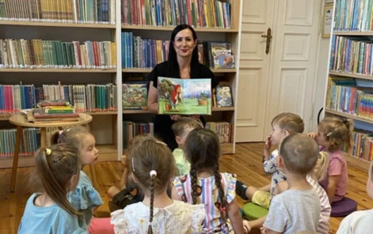 Zdjęcie do S&oacute;wki poznają zaw&oacute;d bibliotekarza