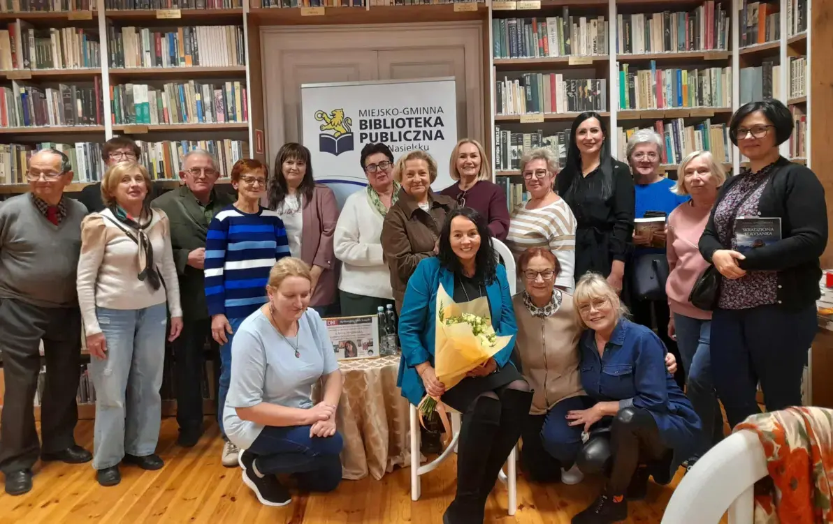 Zdjęcie do Spotkanie autorskie z Anną Stryjewską