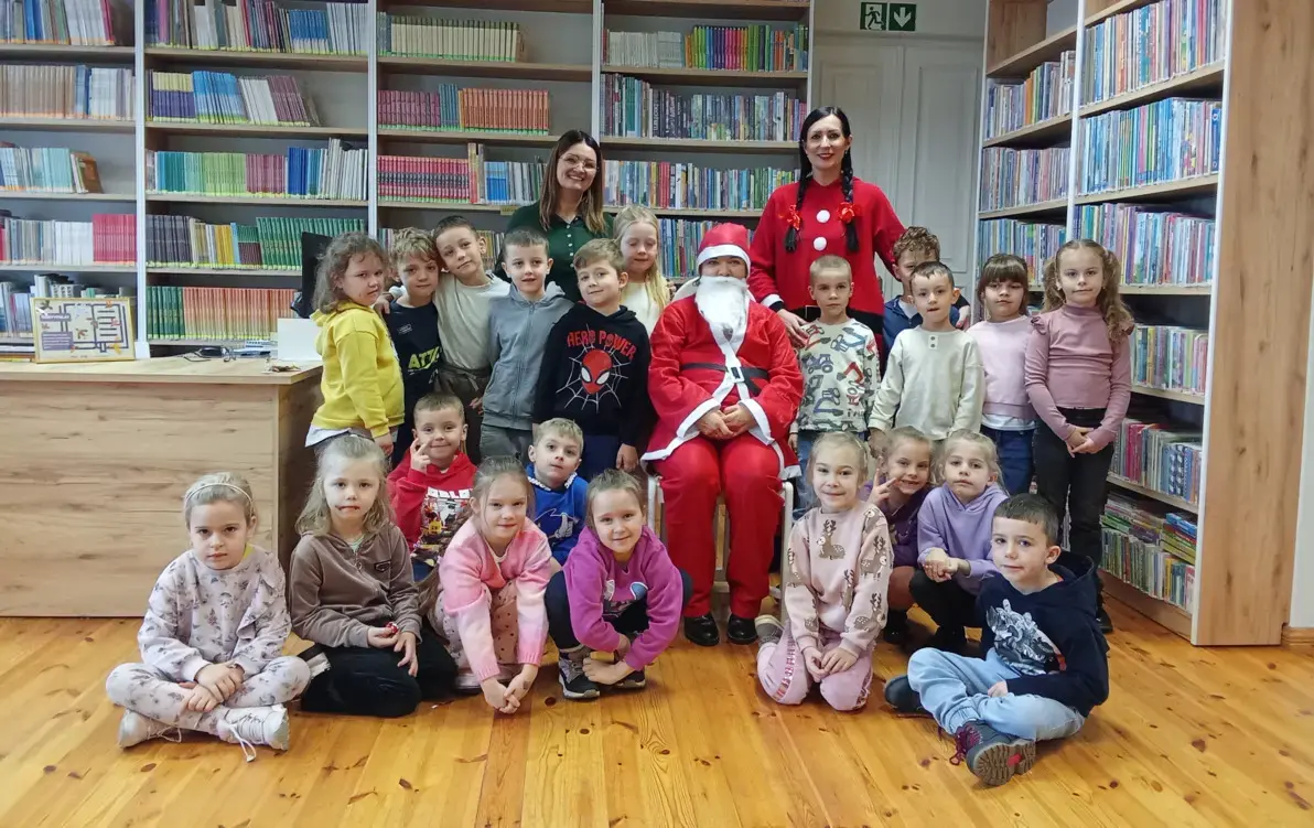 Zdjęcie do Świąteczna lekcja biblioteczna