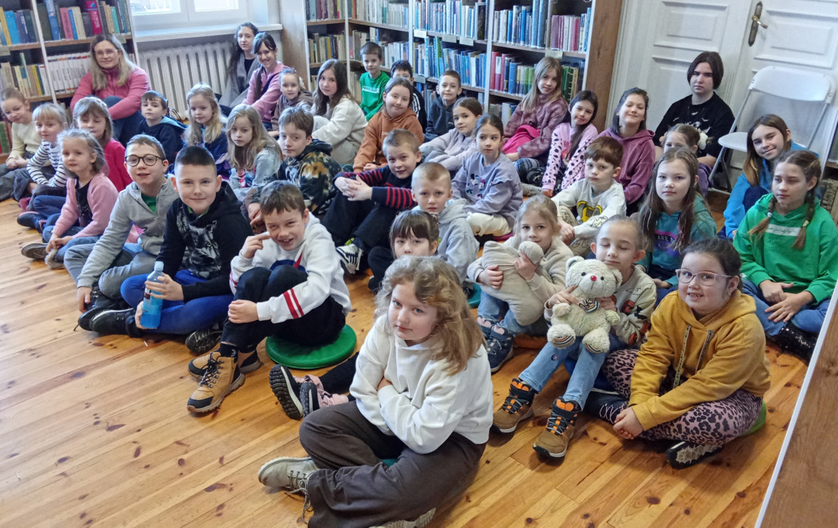 Zdjęcie do "Moja babcia elegantka, czyli Dzień Babci i Dziadka" &ndash; czwarty dzień Ferii w Bibliotece