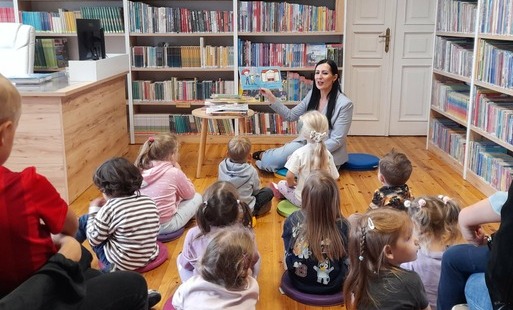 Zdjęcie do Motylki w &nbsp;bibliotece