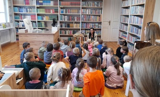 Zdjęcie do S&oacute;wki w bibliotece