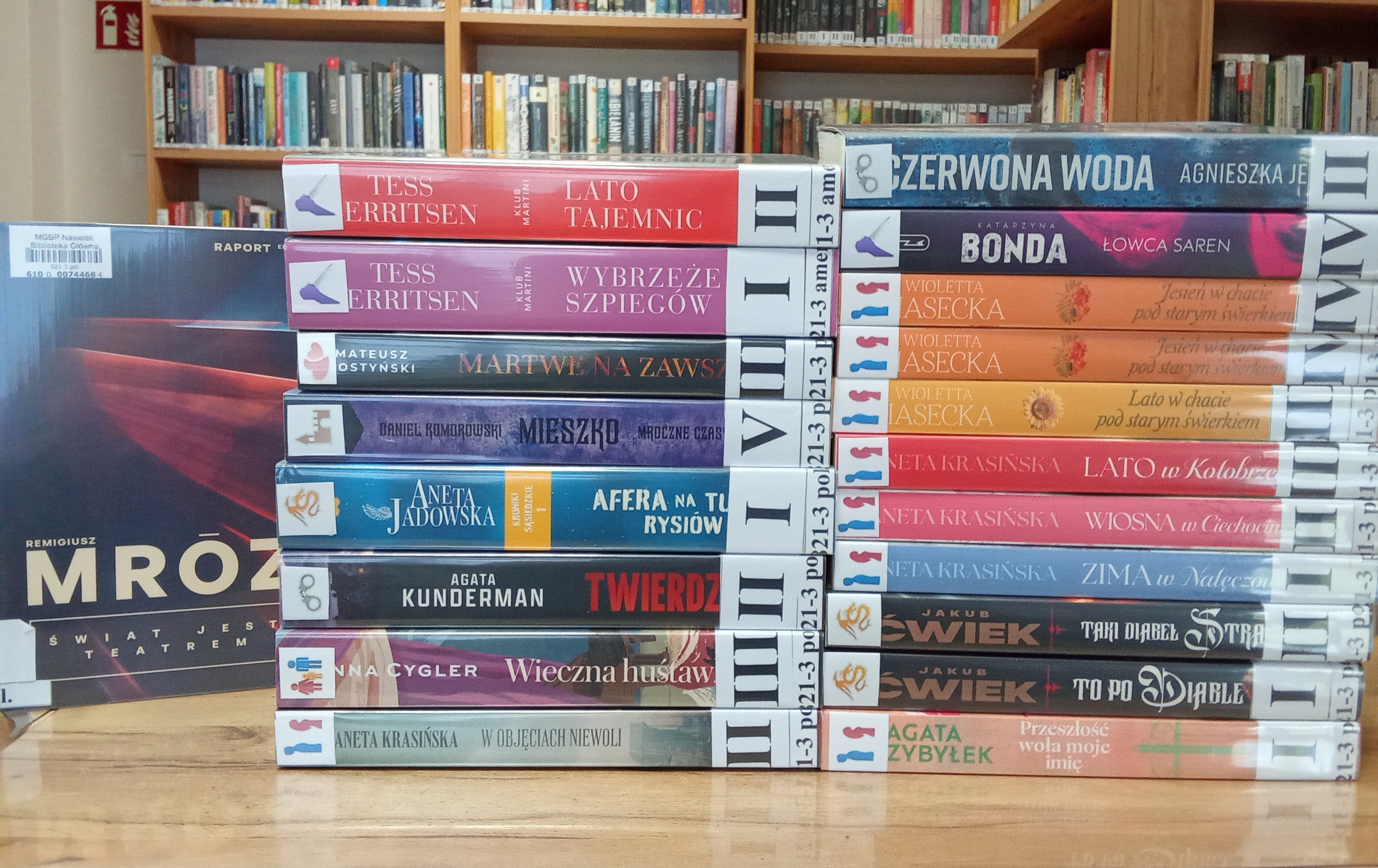 Zdjęcie do Nowości wydawnicze w Wypożyczalni dla dorosłych!